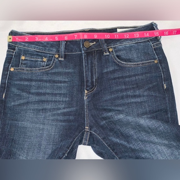 Vince Camuto Womens Jeans Size 27 Size 4 Dark Blue Wash Slim Leg Raw Angled Hem - Picture 6 of 12